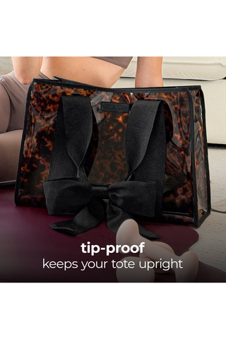 Case-Mate Tortoiseshell Bow Jelly Tote showing its wide, flat, tip-proof base.
